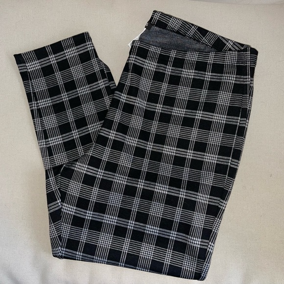 Express Pants - Express Plaid Leggings